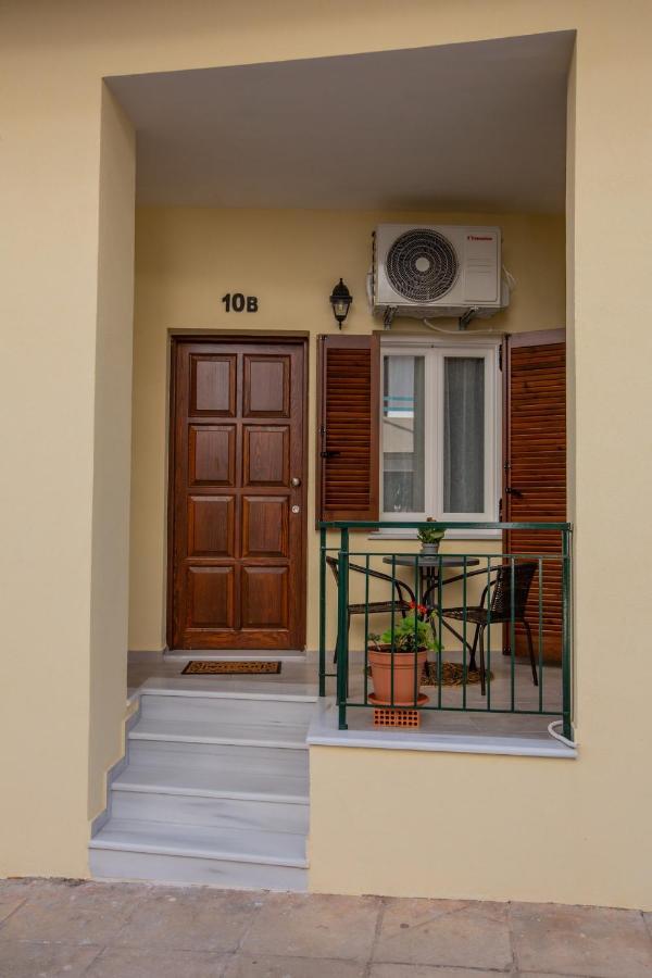 Costos Condos New 10B 2 Bedrooms Condo Nafpaktos Esterno foto
